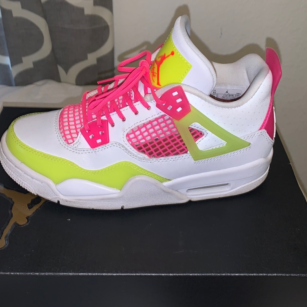 COPY - AIR JORDAN 4 RETRO SE (GS)